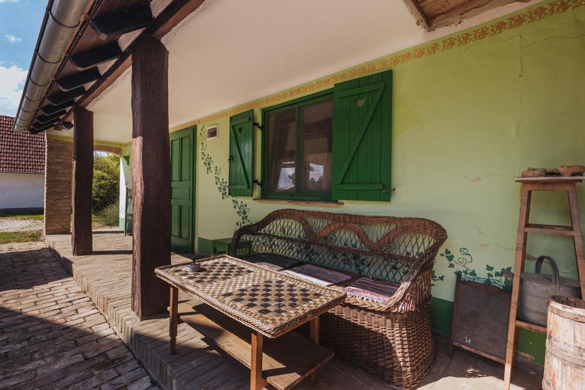 Karanac Sobe Kod Baje - Baranjska Kuca Bed & Breakfast エクステリア 写真